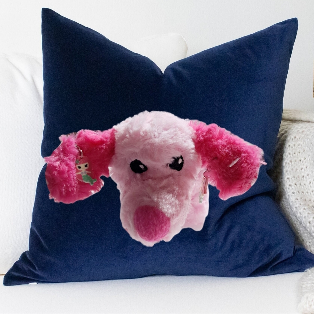 🌲10/$20. Pink Stuffed Puppy with XOXO.